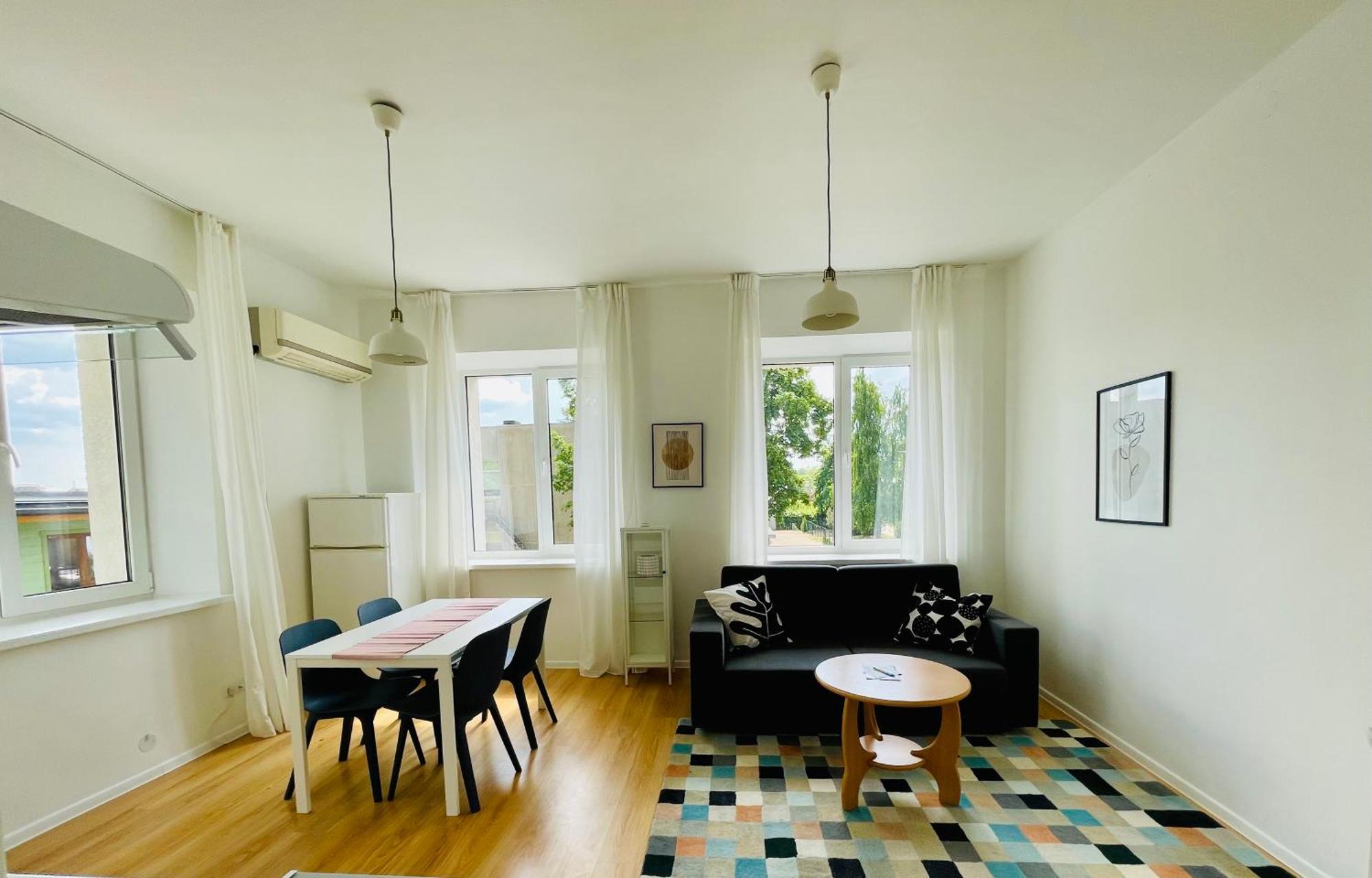 הפסלאו Endla Hostel Ja Apartamendid מראה חיצוני תמונה